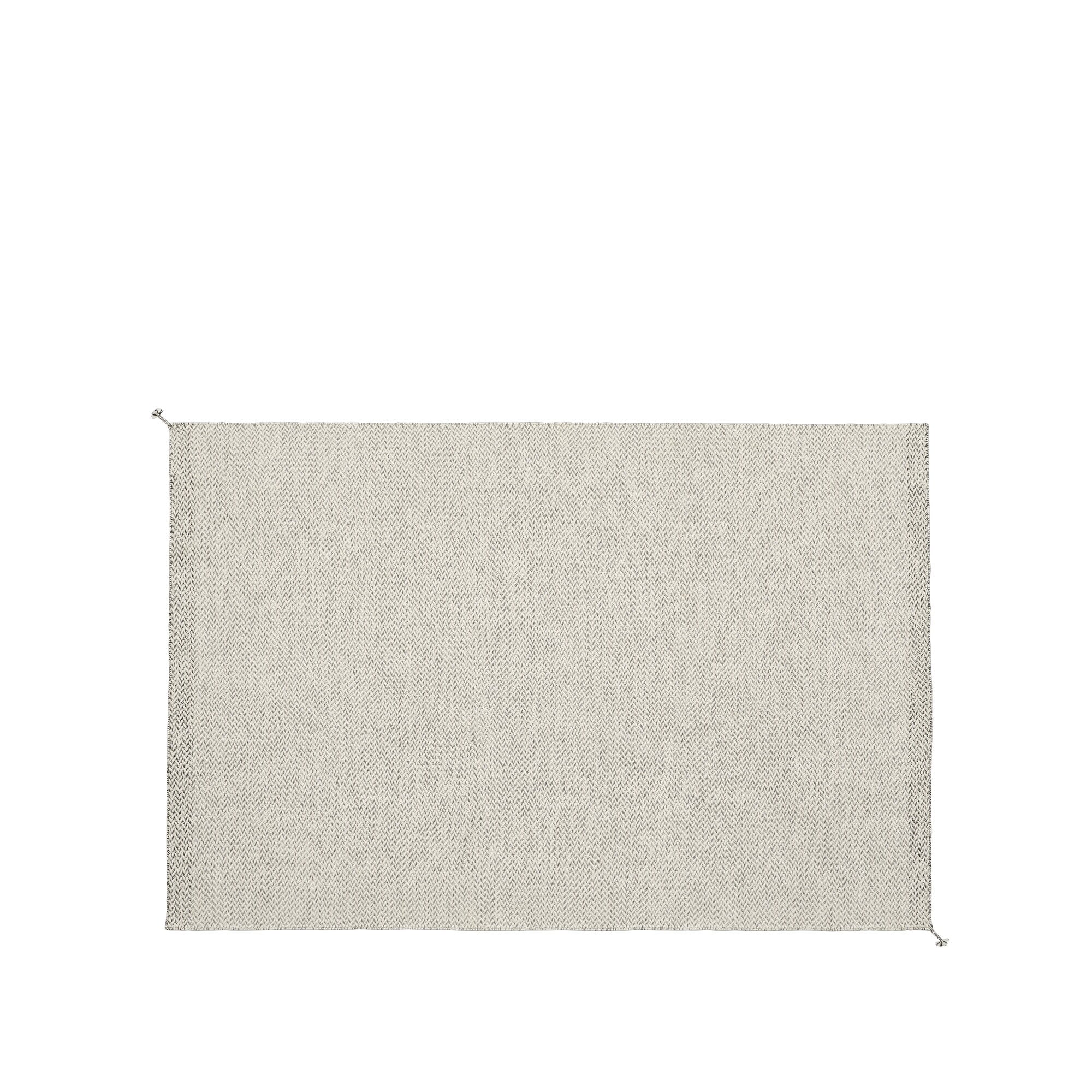 Muuto Ply rug, recycled polyester, 170 x 240 cm, off-white | Finnish ...
