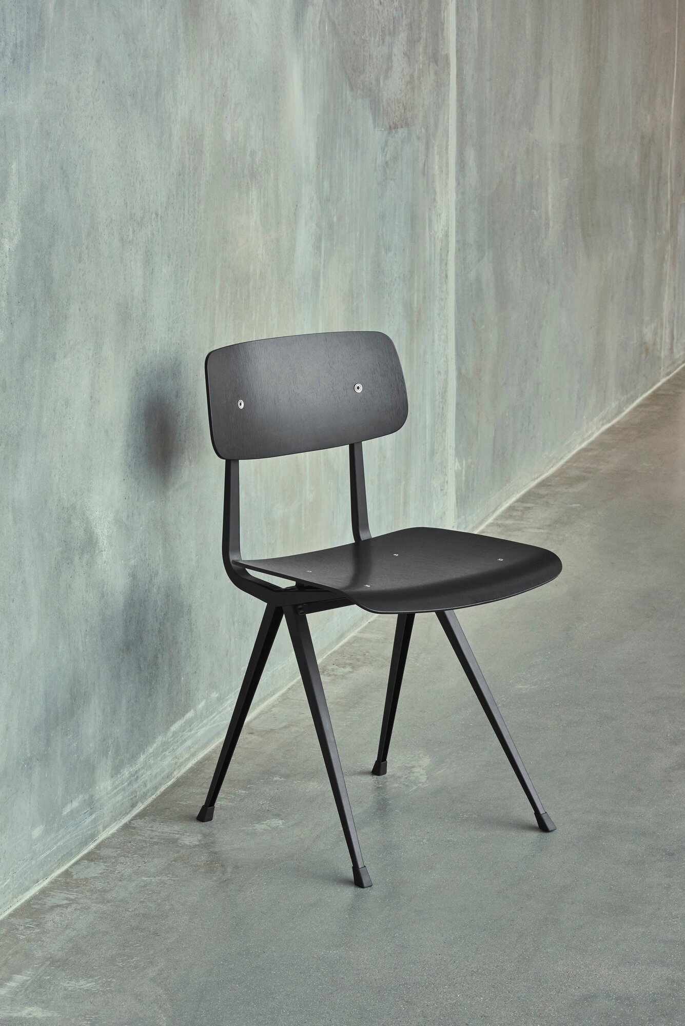 □ 送料無料 / HAY / RESULT CHAIR HAY - Result Chair | Connox