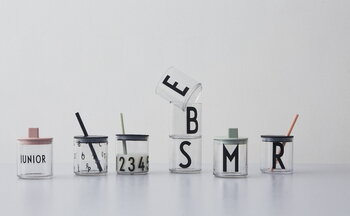 Design Letters Pillikansi, musta