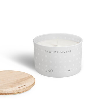 Skandinavisk Scented candle with lid, SNÖ, 90 g