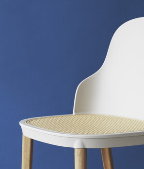 Normann Copenhagen Allez Stuhl, Weiß – geformtes Geflecht – Eiche