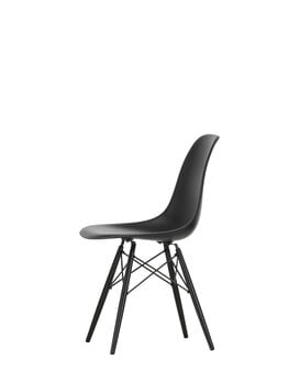 Vitra Eames DSW tuoli, deep black - musta vaahtera