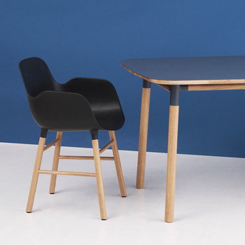 Normann Copenhagen Form Sessel, weiß/Eiche