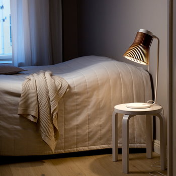 Secto Design Petite 4620 table lamp, birch