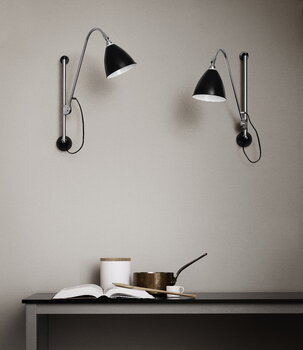 GUBI Bestlite BL5 wall lamp, 16 cm, chrome - black semi matt
