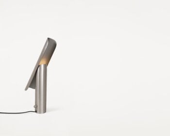 Frama Lampada da tavolo T-Lamp, acciaio spazzolato