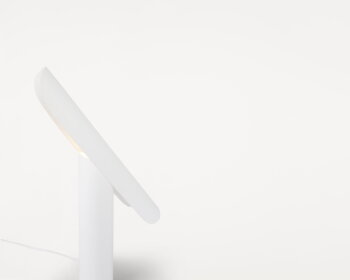 Frama Lampada da tavolo T-Lamp, bianca