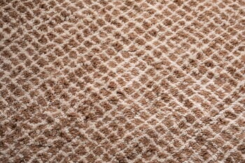 Woodnotes Grid Teppich, weiß - camel