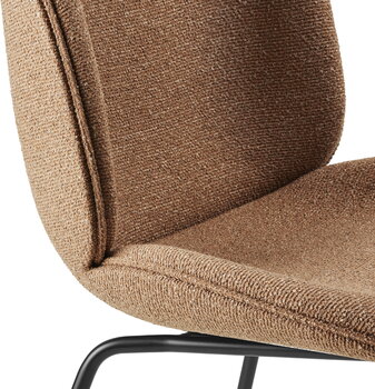 GUBI Beetle chair, full.upholst.,conic matt black, Around boucle 032