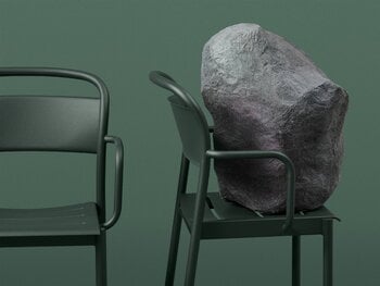 Muuto Linear Steel käsinojallinen tuoli, tummanvihreä