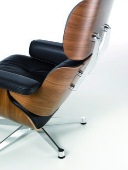 Vitra Eames Lounge Chair, classic koko, pähkinä - musta nahka