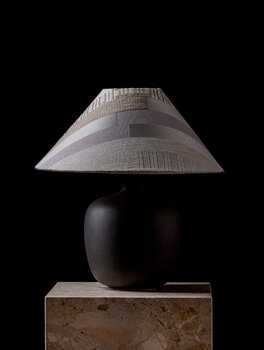 Audo Copenhagen Lampada da tavolo Torso, 37 cm, Limited, Babelia 002