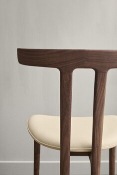 Carl Hansen & Søn OW58 T-chair, oiled walnut - beige leather Sif 90