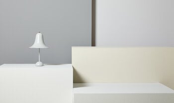 Verpan Lampada da tavolo Pantop 23 cm, bianco opaco