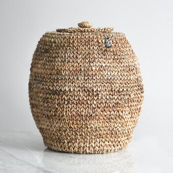 Tikau Dhobi basket with lid, 44 x 35 cm