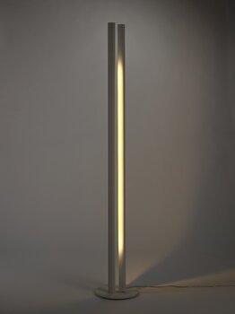 valerie_objects Floor Lamp L1, vit