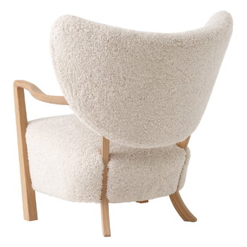 &Tradition Wulff ATD2 lounge chair, Moonlight sheepskin - oak