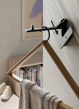 Design House Stockholm Arrow hanger, black