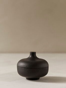 Design House Stockholm Sand Secrets bowl with lid, medium, black