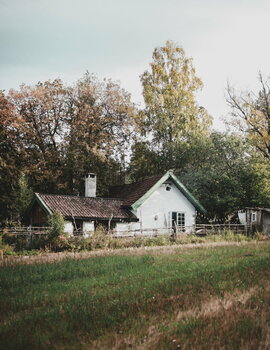 Gestalten Country and Cozy: Countryside Homes and Rural Retreats