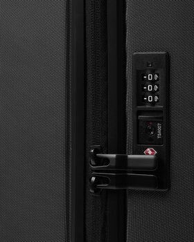 Db Journey Ramverk Carry-on lentolaukku, black out, tuotteen lisäkuva