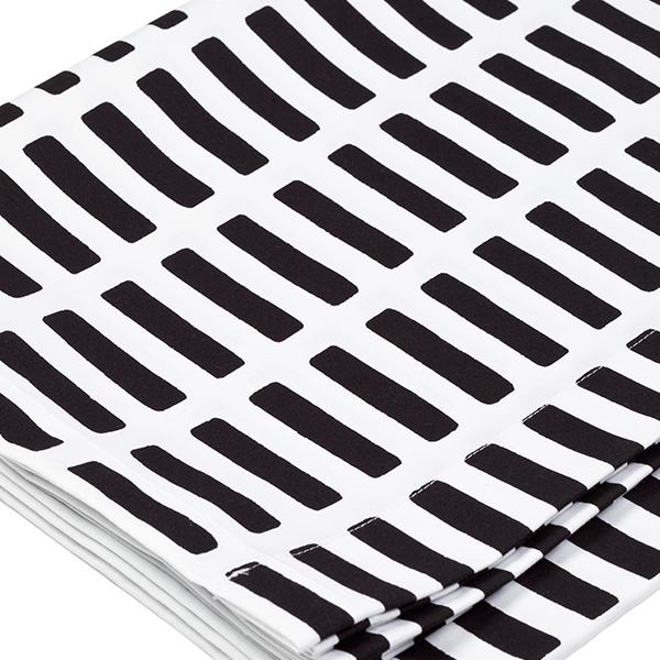 Artek Siena akryylipinnoitettu kangas 145x300cm, valko musta Finnish Design Artek Siena akryylipinnoitettu kangas 145x300cm, valko musta Finnish Design