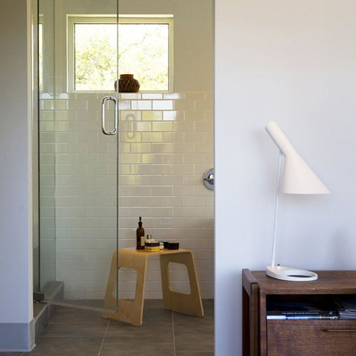 Louis Poulsen AJ table lamp, white | Finnish Design Shop