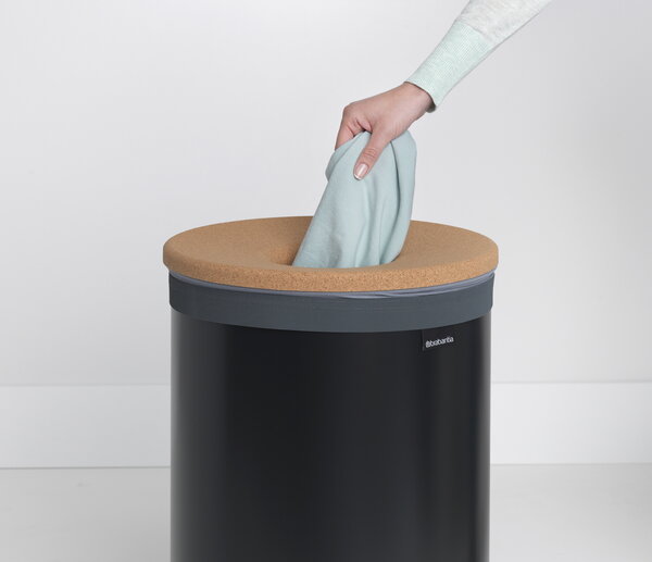 Brabantia Laundry bin 60L, matt black cork lid Finnish Design Shop