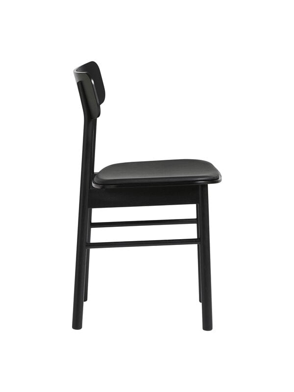 Ruokapöydän tuolit, Soma tuoli, mustaksi maalattu saarni - musta nahka, Musta