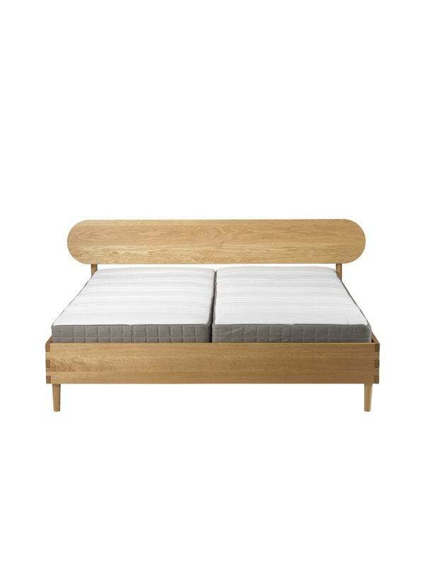 Beds, G30 Radius bed frame, 180 x 200 cm, oiled oak, Natural