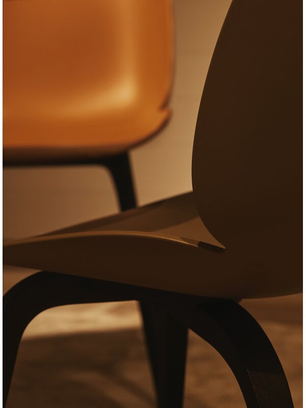 Ruokapöydän tuolit, Beetle tuoli, pähkinä - amber brown, Ruskea
