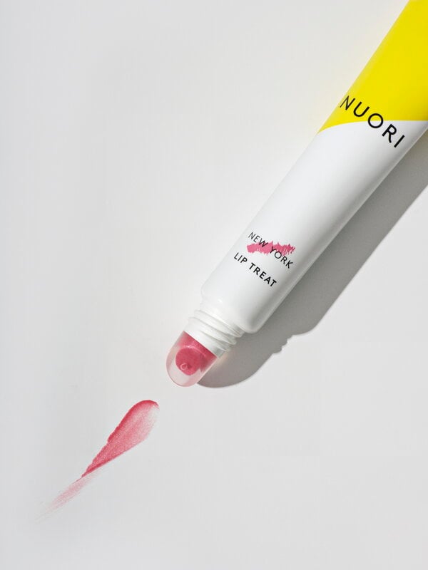 Kosmetikprodukte, Lip Treat New York Lippenbalsam, Weiß