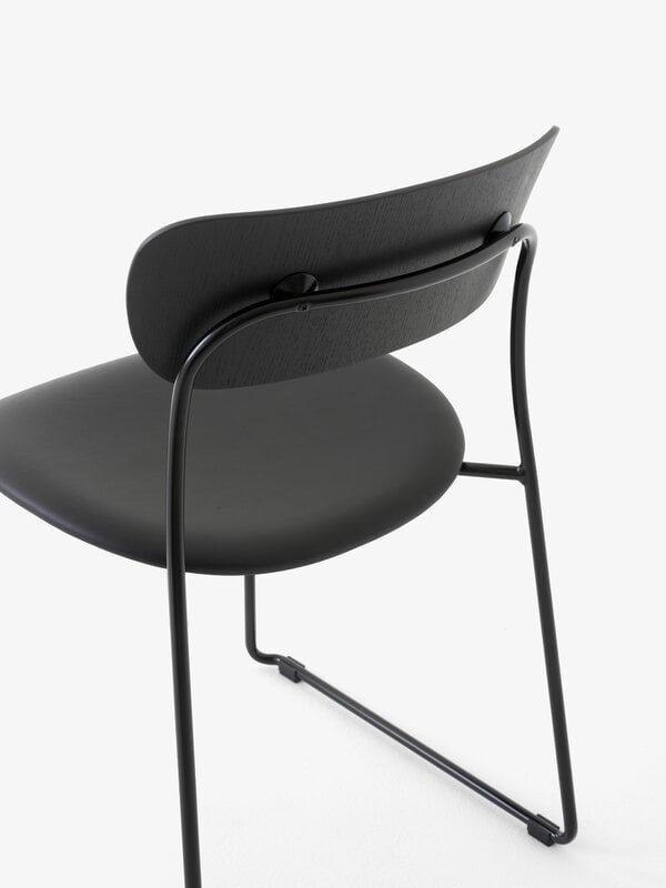 Dining chairs, Pavilion AV52 side chair, black lacquered oak - black Noble leather, Black