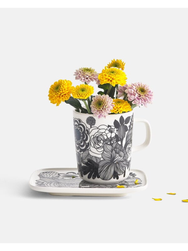 Cups & mugs, Oiva - Siirtolapuutarha mug 2,5 dl, Black & white