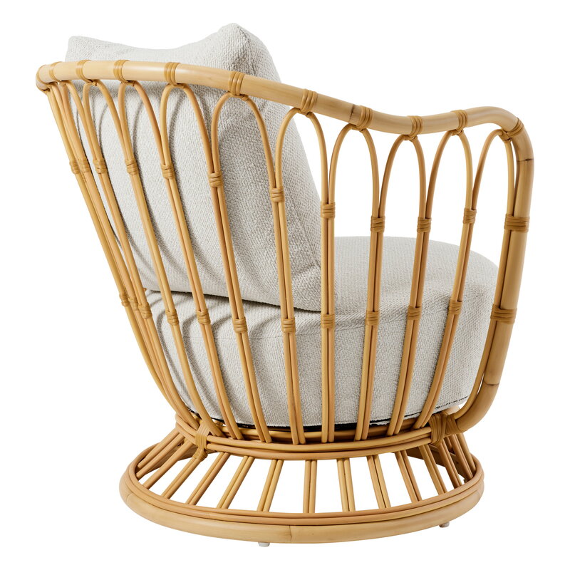 GUBI Grace Outdoor lounge chair, natural - Plutarco 158, extra image