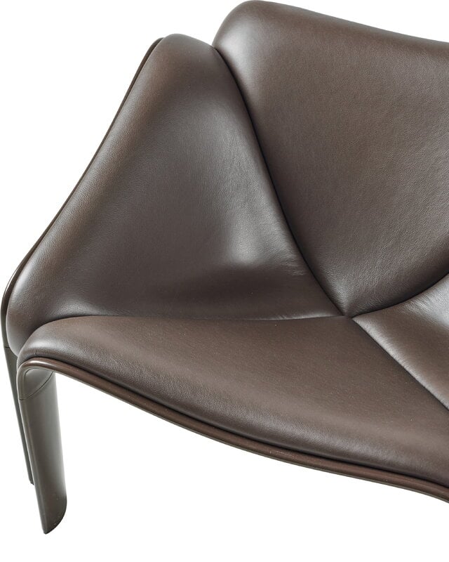 GUBI F300 sillón, topo - cuero Smooth Coffee, imagen extra