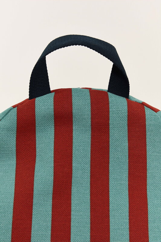 Nobodinoz Bliss Long lasten säkkituoli, red teal green stripes, view 4