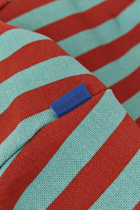 Nobodinoz Bliss Long lasten säkkituoli, red teal green stripes, view 3