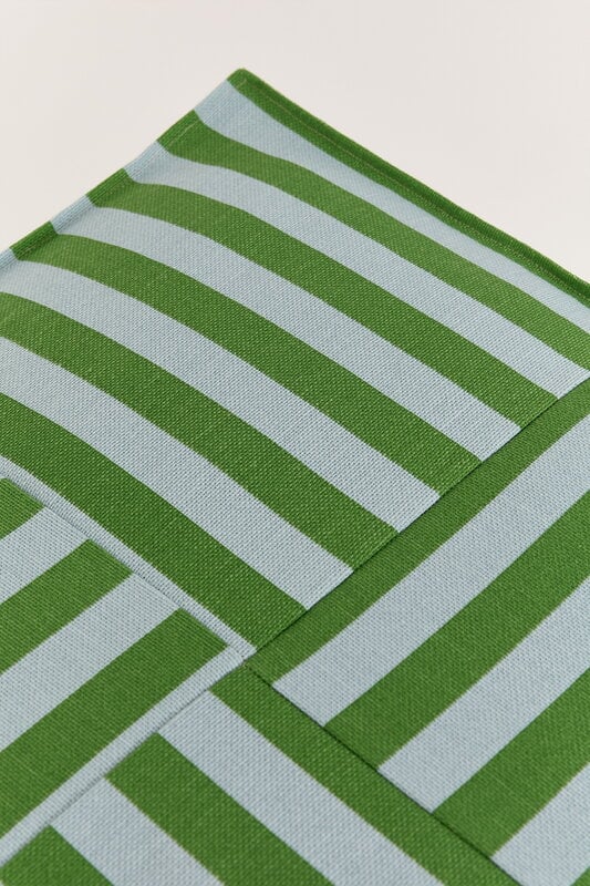 Nobodinoz Otto rahi, 55 x 55 cm, green blue stripes, näkymä 3