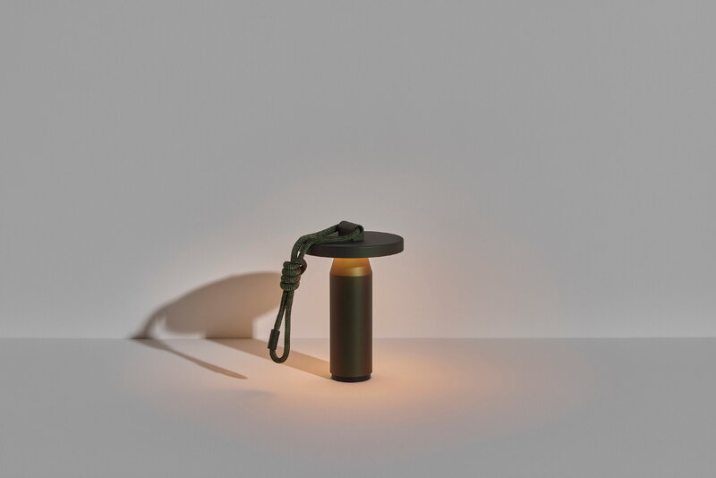 Petite Friture Lampe portable Quasar, 26 cm, vert, image extra