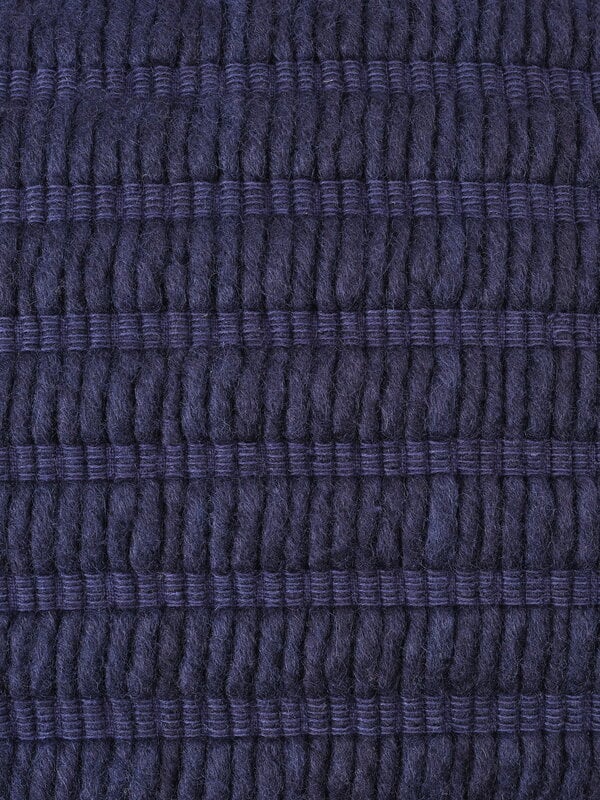 Tom Dixon Coussin Ridge, 45 x 45 cm, indigo, image extra