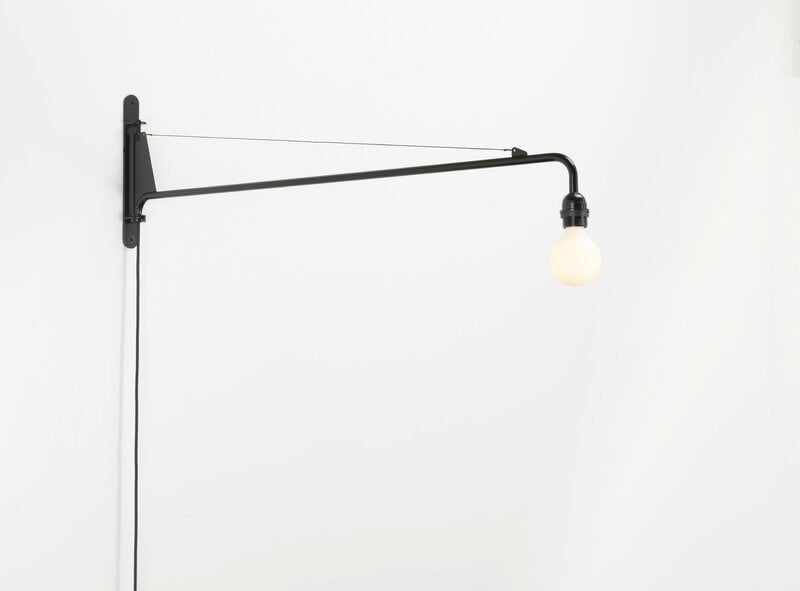 Petite Potence wall lamp, deep black | Finnish Design Shop