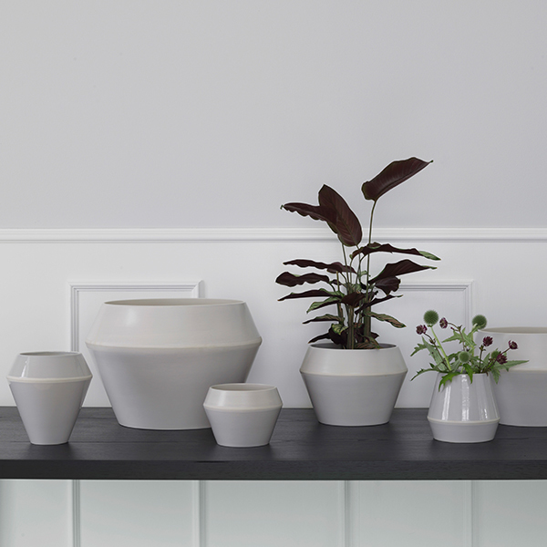 By Lassen Rimm flowerpot, medium, cool grey | Finnish Design Shop