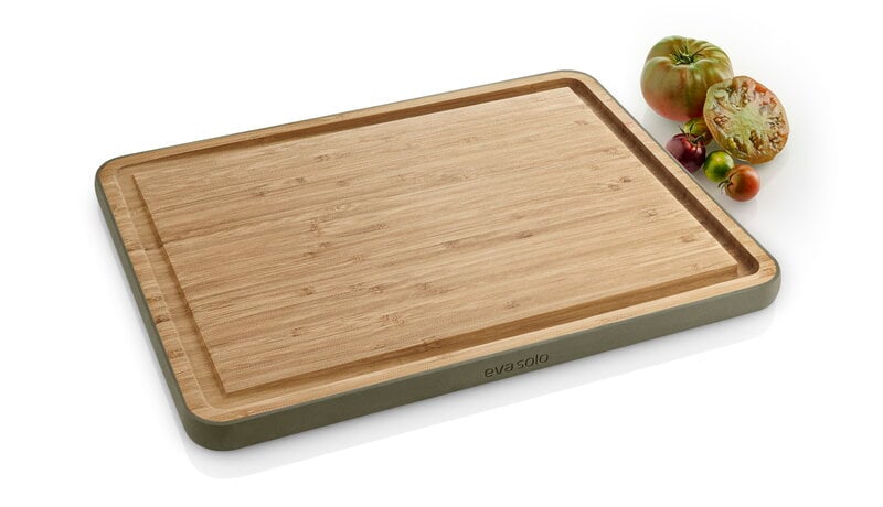 https://media.fds.fi/product_additional/800/520350_Green-tool-bamboo-cutting-board-with-juice-groove_regi_aRGB_High.jpg