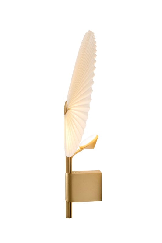 Gejst Liris wall lamp, brass, view 4