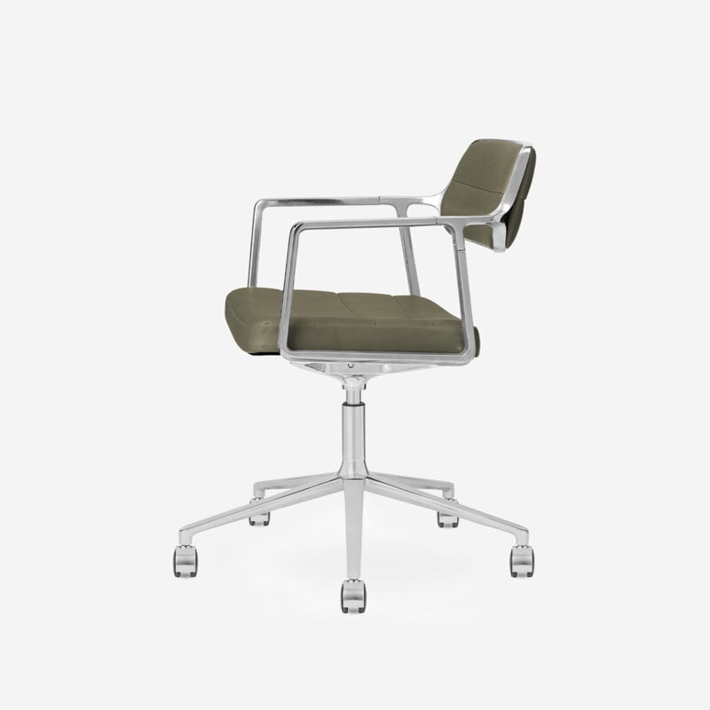 Vipp 453+ Swivel chair, polished frame - bosco green leather, with gliders, extra image