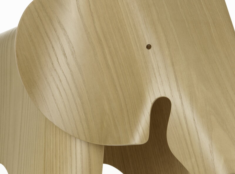 Vitra Eames Elephant, contreplaqué, châtaignier, image extra