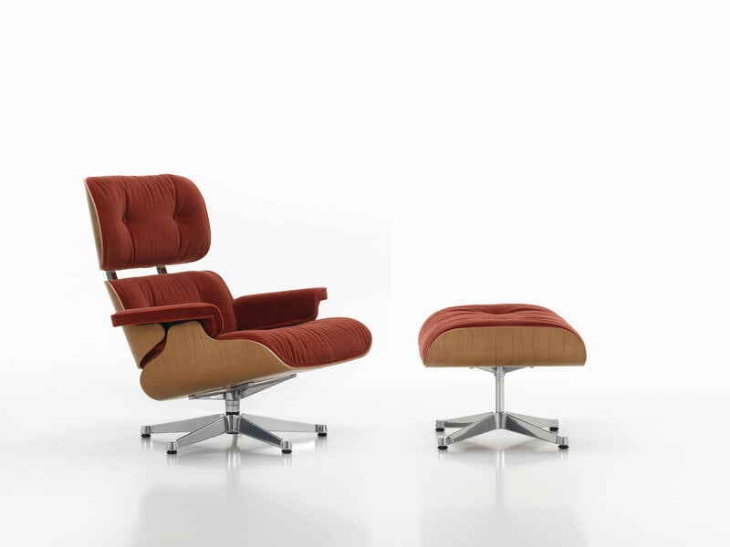 Vitra Eames Lounge Ottoman, cherry - Calma brandy 07, extra image