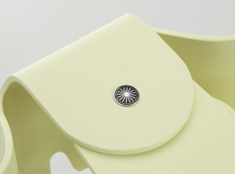 Vitra Eames Elephant, canari RE, image extra