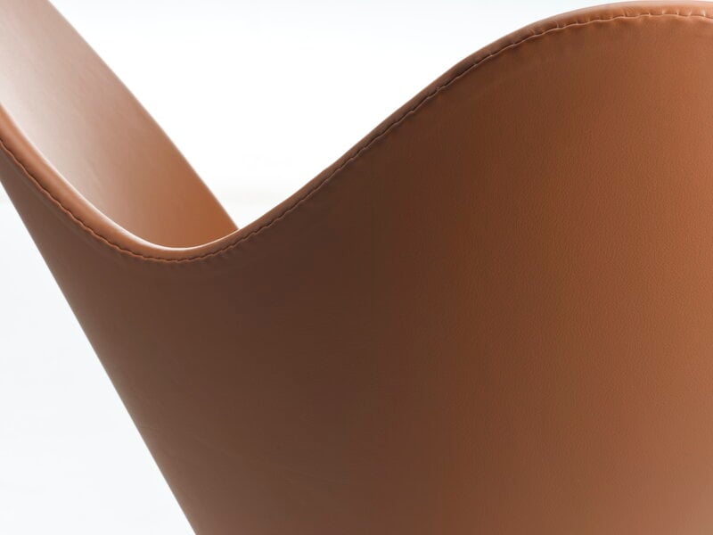 Vitra Heart Cone Chair poltrona lounge, acciaio - Leather Premium F 97 cognac, immagine extra